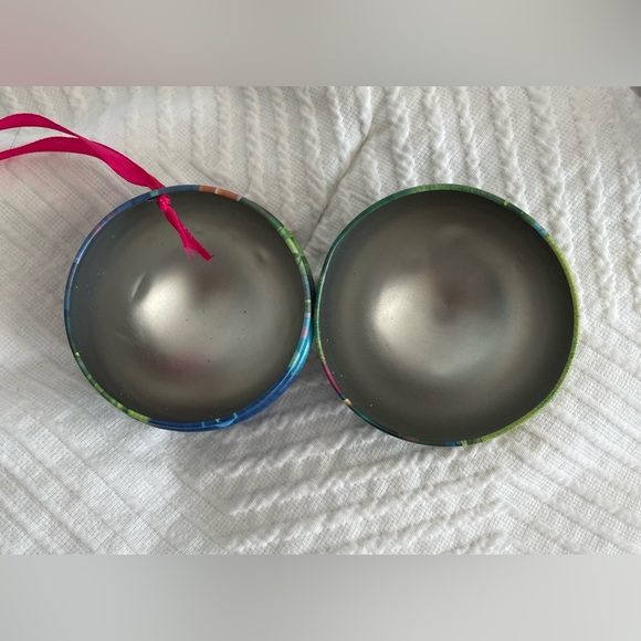 Trolls Keepsake Christmas Ornament 2016 - Picture 4 of 5